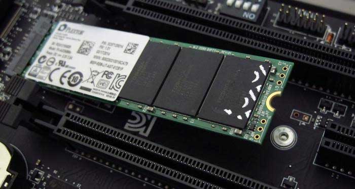 SATA so với SSD so với ổ cứng NVME