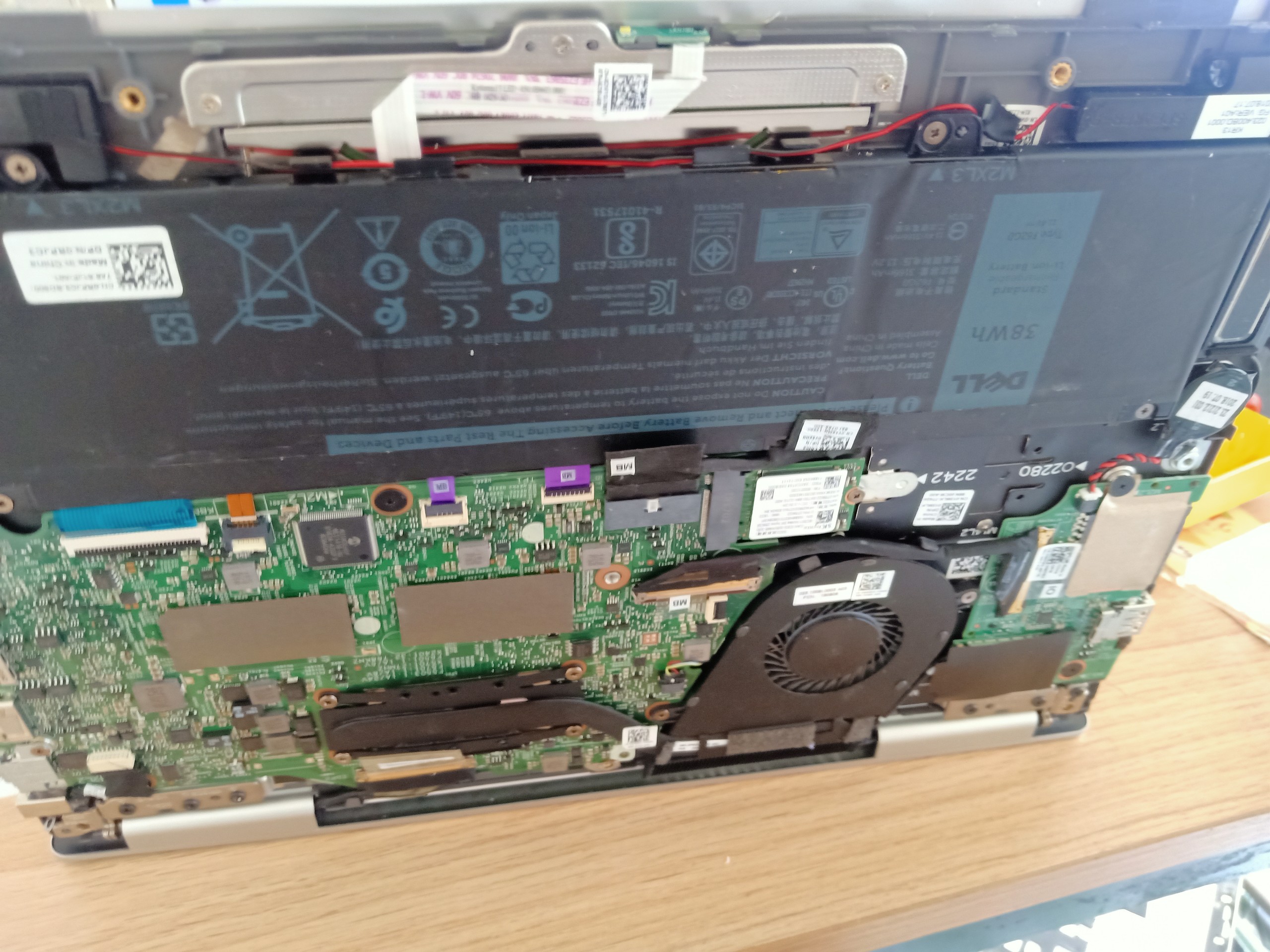 Tìm hiểu về Service tag dòng máy tính DELL là gì